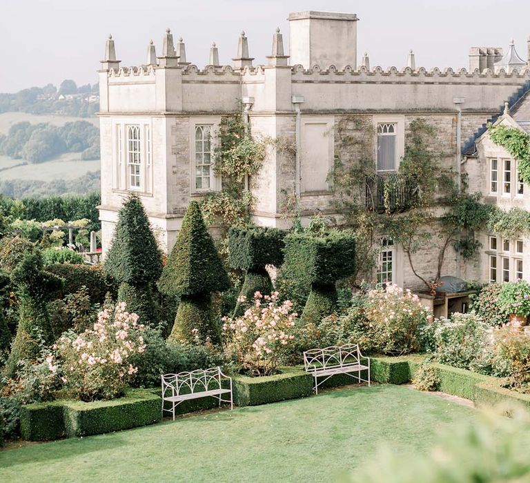 Euridge Manor complete with manicured gardens for outdoor wedding