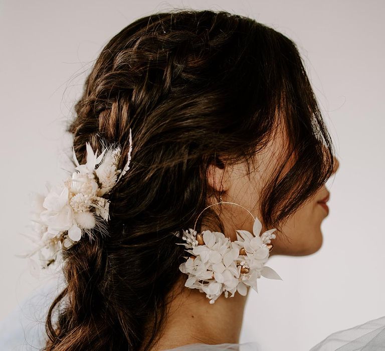 matching dry flower hoop earrings and hair accessory by Luna and Wild 