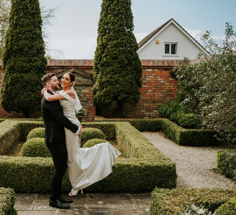 Intimate Northern Ireland wedding 