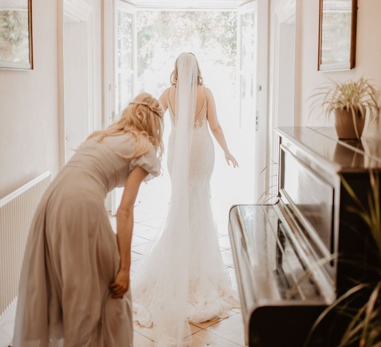 Bride gets ready on the morning of her wedding day