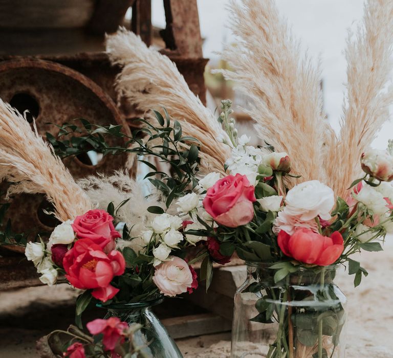 Pampas grass and wedding flower decor