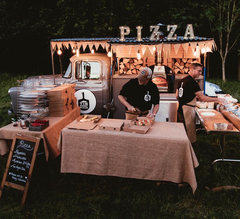 Outdoor pizza van for wood fired pizza's 