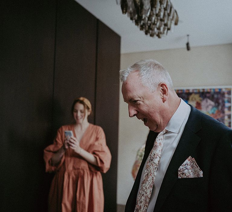 Father of the bride's jaw drops to the floor as he sees the bride for the first time 