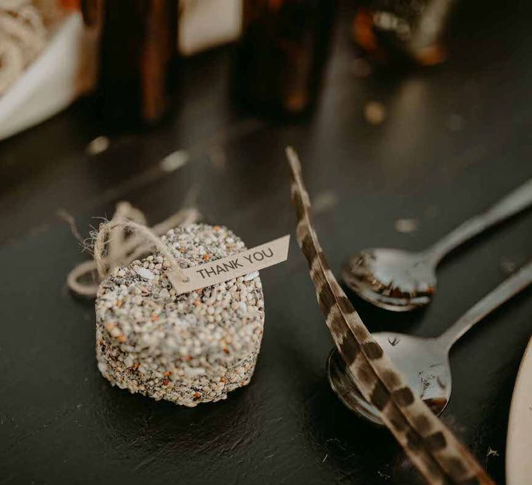 DIY bird seed wedding favours for a sustainable wedding