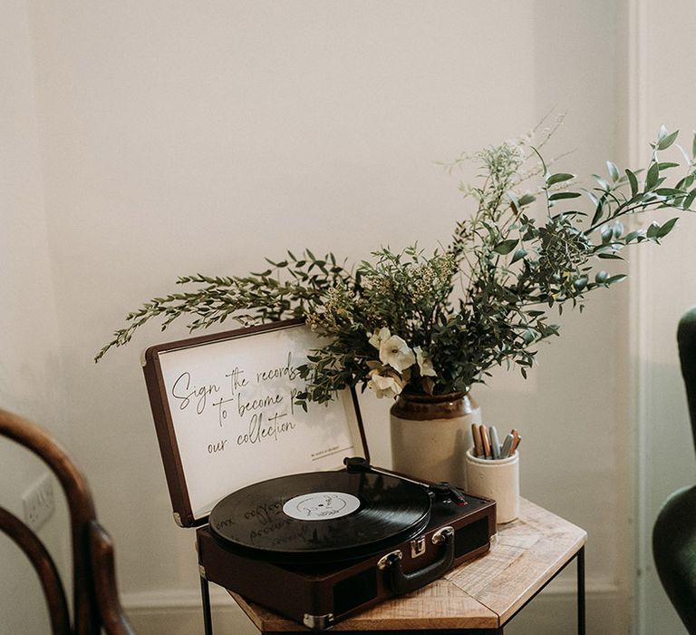 A record player wedding guest book 