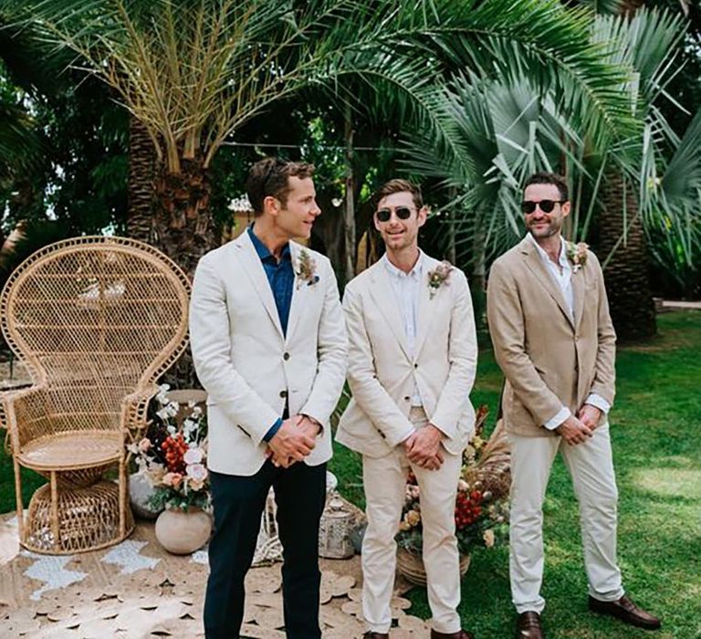 groom-and-groomsmen-cream-summer-wedding-suits-Nicola-Thompson-Photography