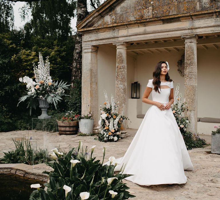 New Nova 2022 Suzanne Neville bridal collection at Barnsley House