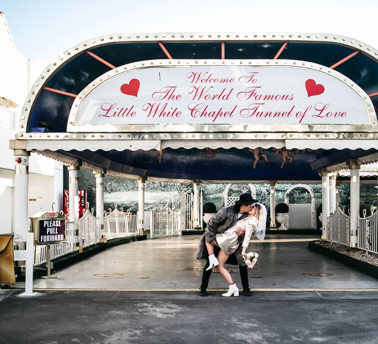 Little White Wedding Chapel in Las Vegas