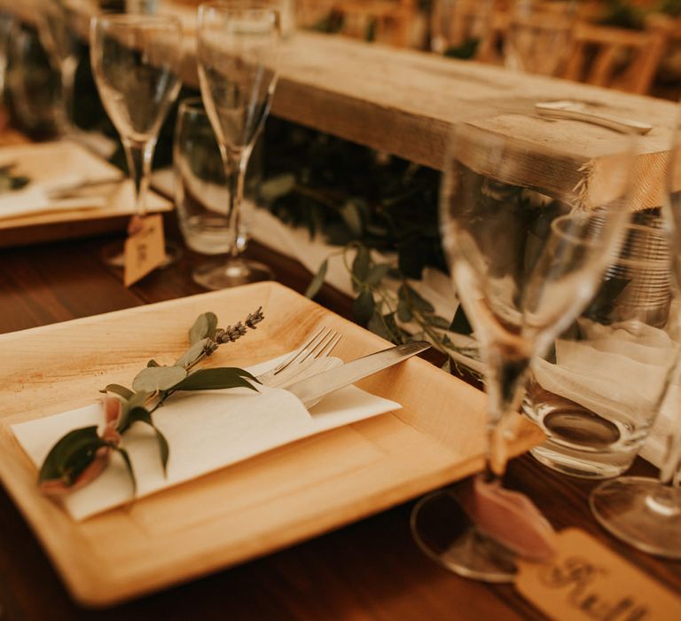 Bamboo plates for sustainable wedding 