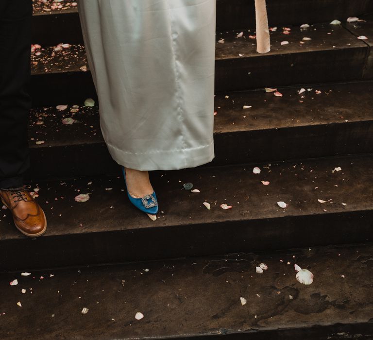 Bride wears Sex And The City inspired wedding shoes