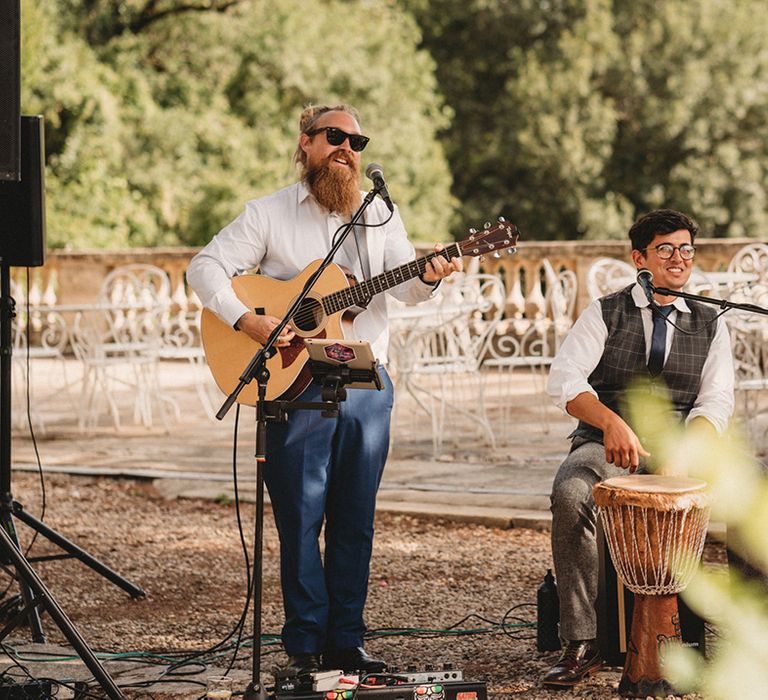 wedding entertainment at Chateau Lagorce French destination wedding 