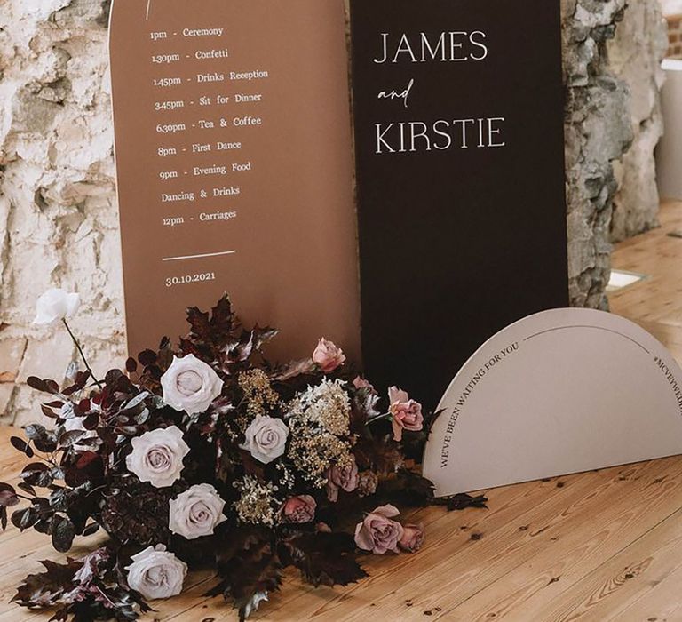 mocha-mousee-pantone-color-of-the-year-2025-wedding-signage