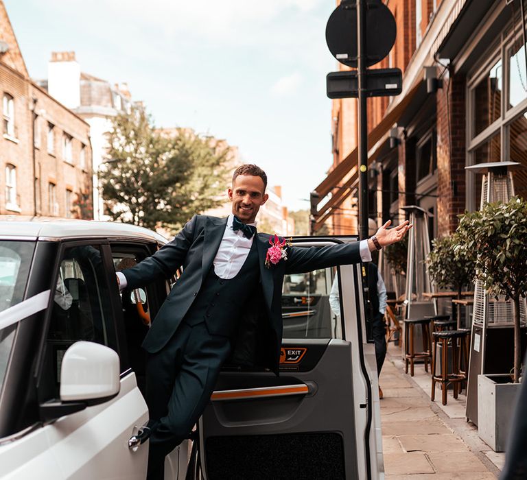 groom-in-black-tie-for-hackney-wedding