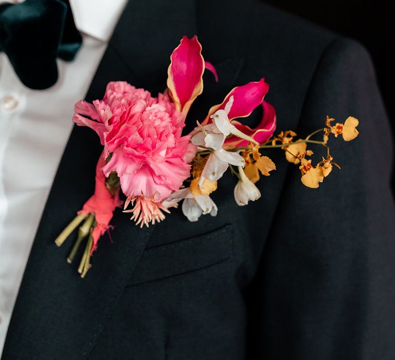 pink-wedding-flower-buttonhole