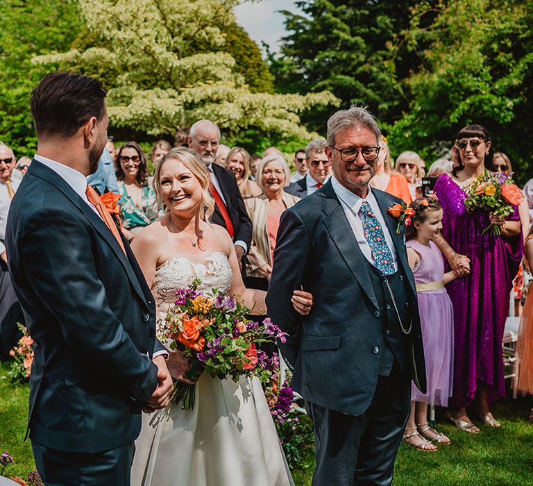 outdoor-wedding-ceremony-at-south-farm-royston