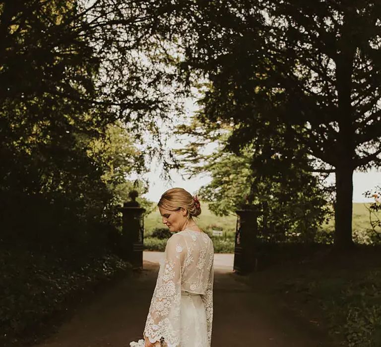 lace-sleeve-recycle-my-wedding-wedding-dress_Steph-Newton-Photography