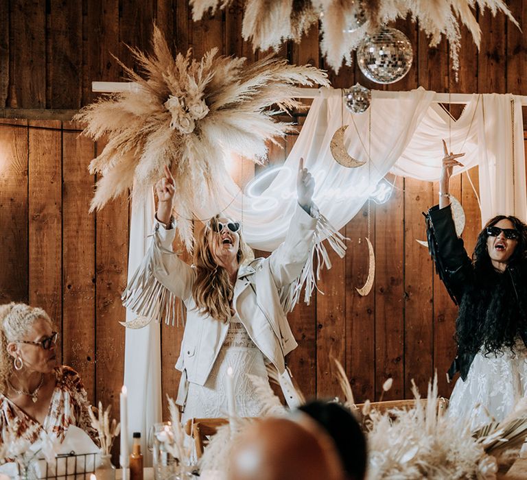 pampas-grass-decorations-with-disco-balls-at-barn-wedding