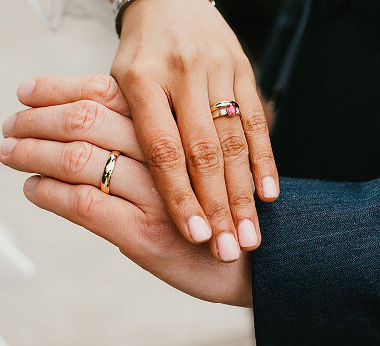 colourful-pink-diamond-engagement-ring_Peach-Portman-Photography