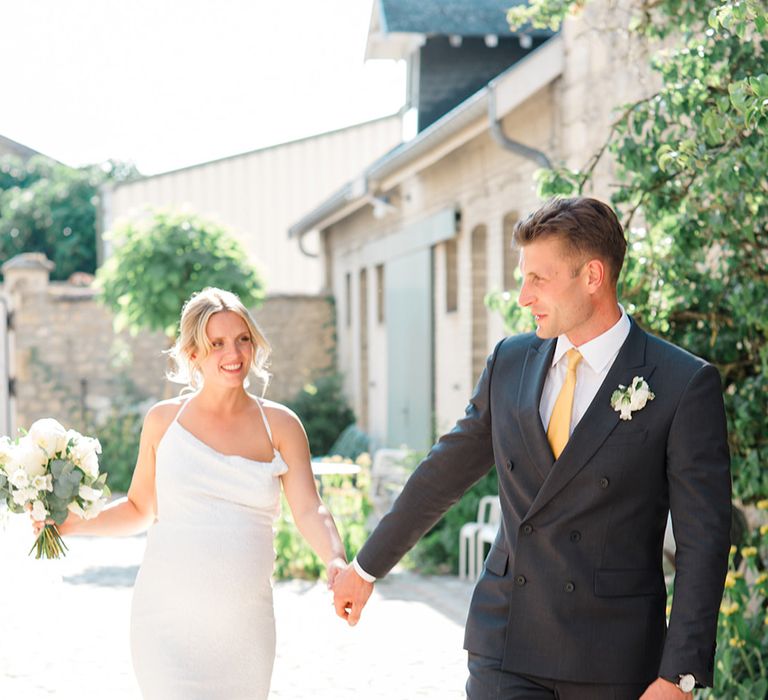 bride-and-groom-at-destination-wedding