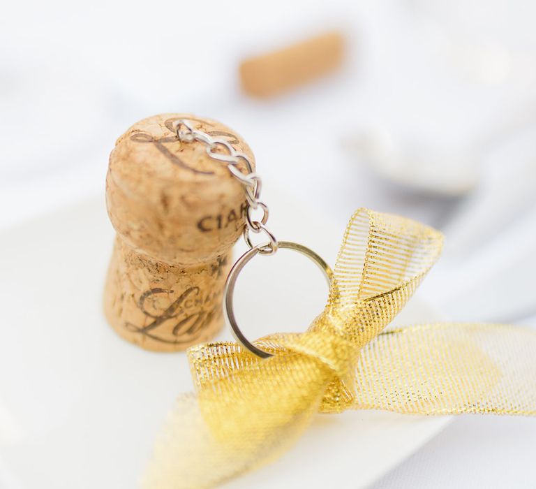 champagng-cork-favours-and-place-names