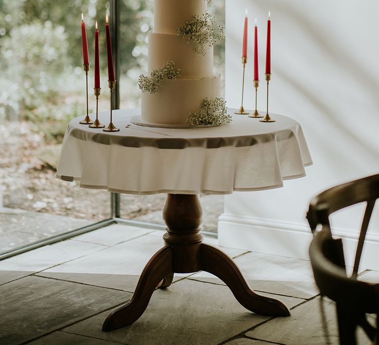 three-tier-wedding-cake-with-gypsophila