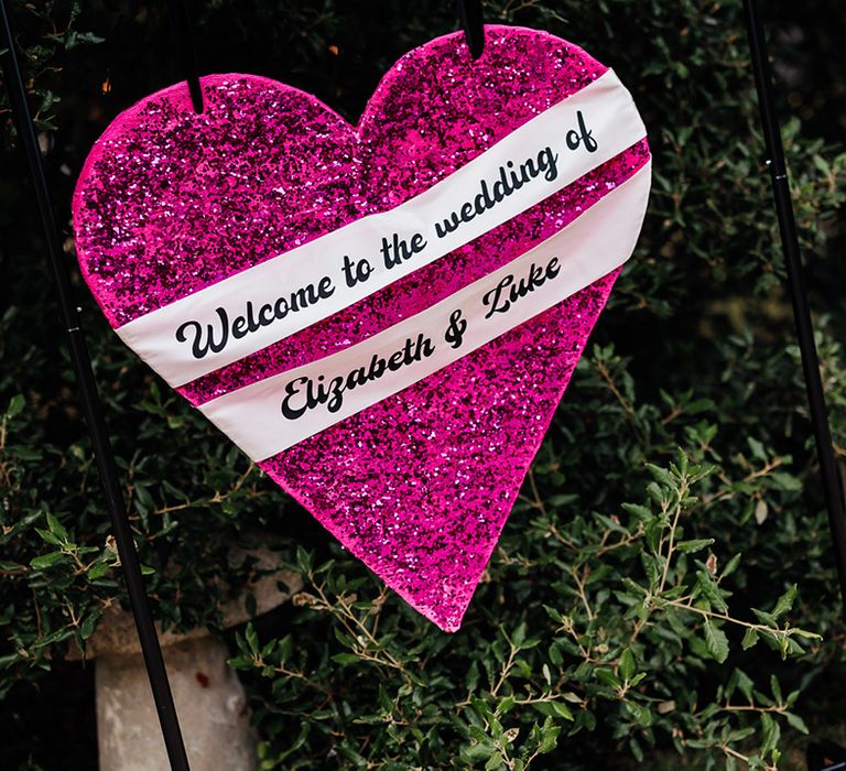 heart-shaped-sequin-wedding-welcome-sign