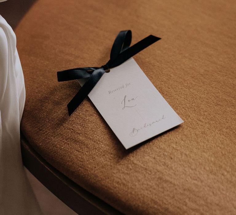 wedding-chair-seat-tag-with-black-bow