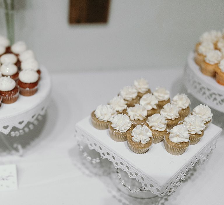 mini-cupcakes-with-butter-icing