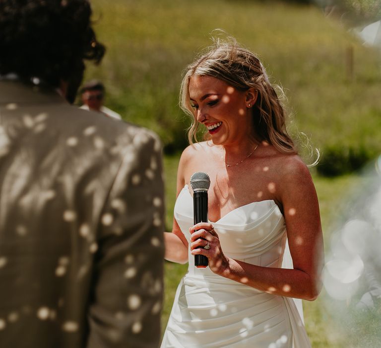 bride-reads-wedding-vows