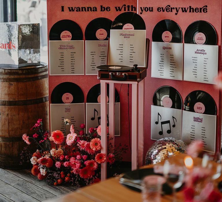 vinyl-record-wedding-seating-chart