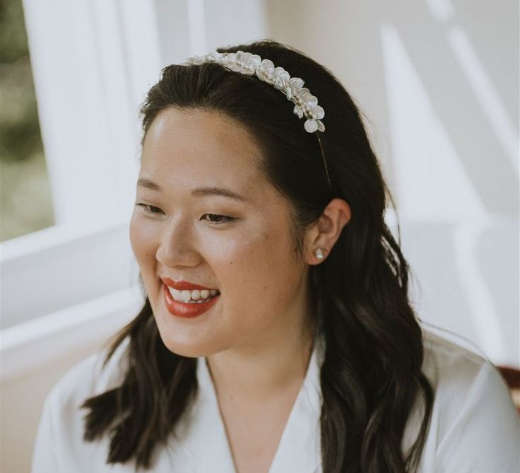 bride-wearing-wedding-foundation-with-natural-glow-and-red-lipstick