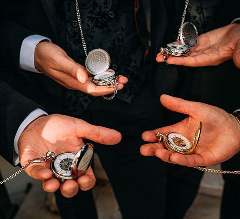 groomsmen-with-silver-pocket-watch-accessories