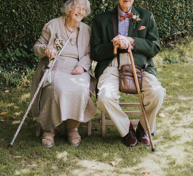 grandparents-at-wedding-smiling