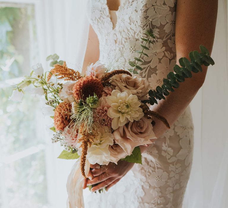 peach-and-coral-bridal-bouquet