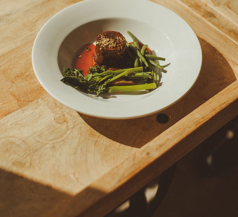 steak-and-broccoli-wedding-breakfast