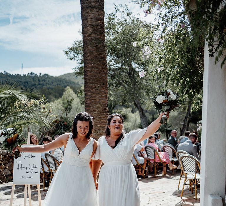 same-sex-lgbtqi-outdoor-wedding-with-two-brides