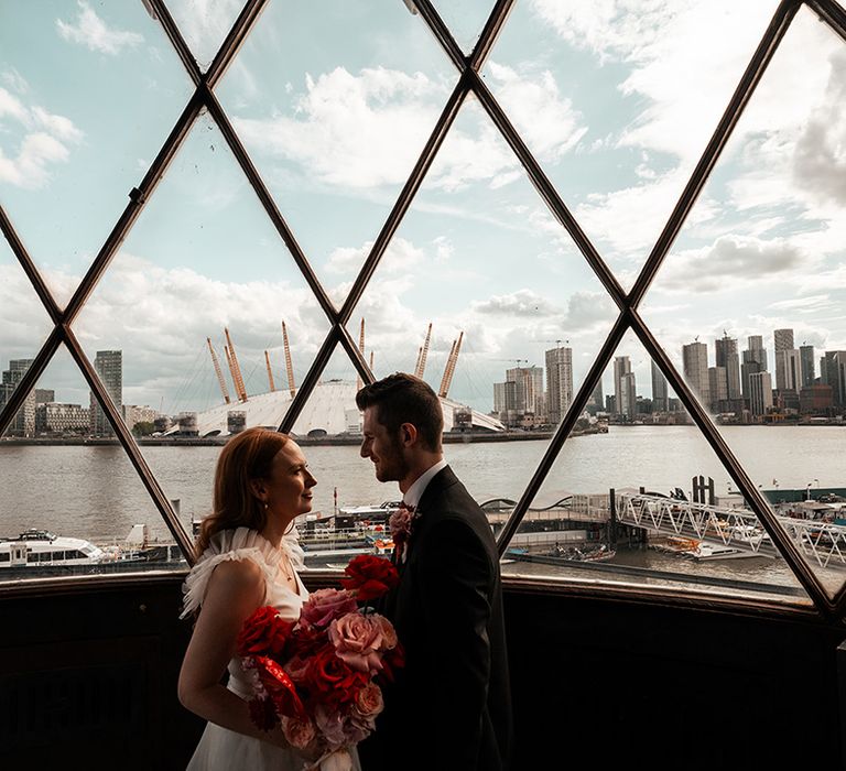 bride-and-groom-in-lighthouse