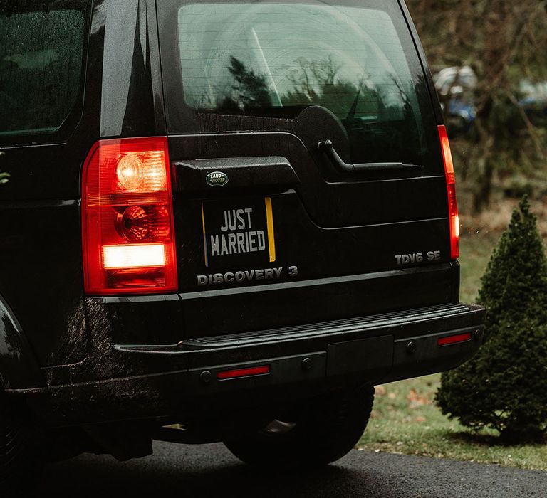 black-wedding-car-with-personalised-number-plate-for-wedding