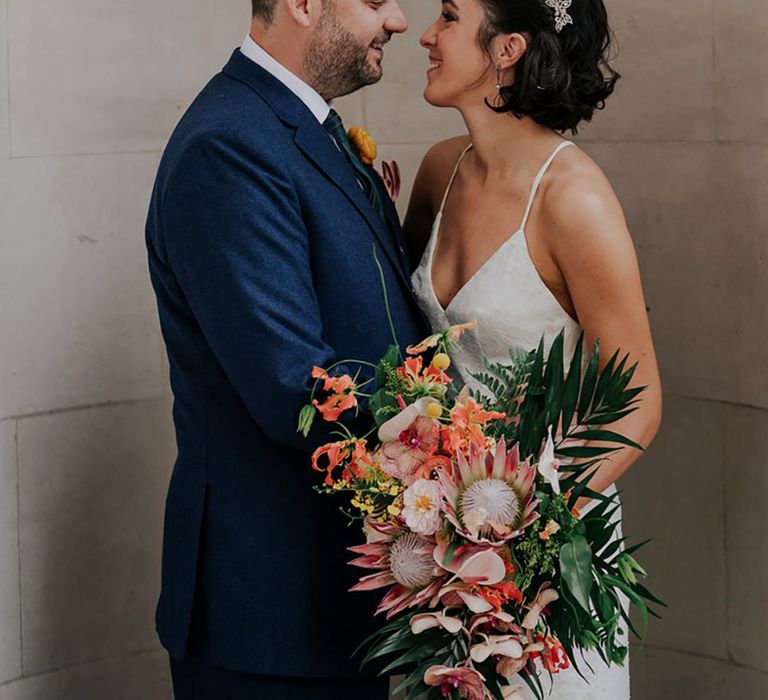 bride-with-curled-short-hair-with-jewelled-hairpiece