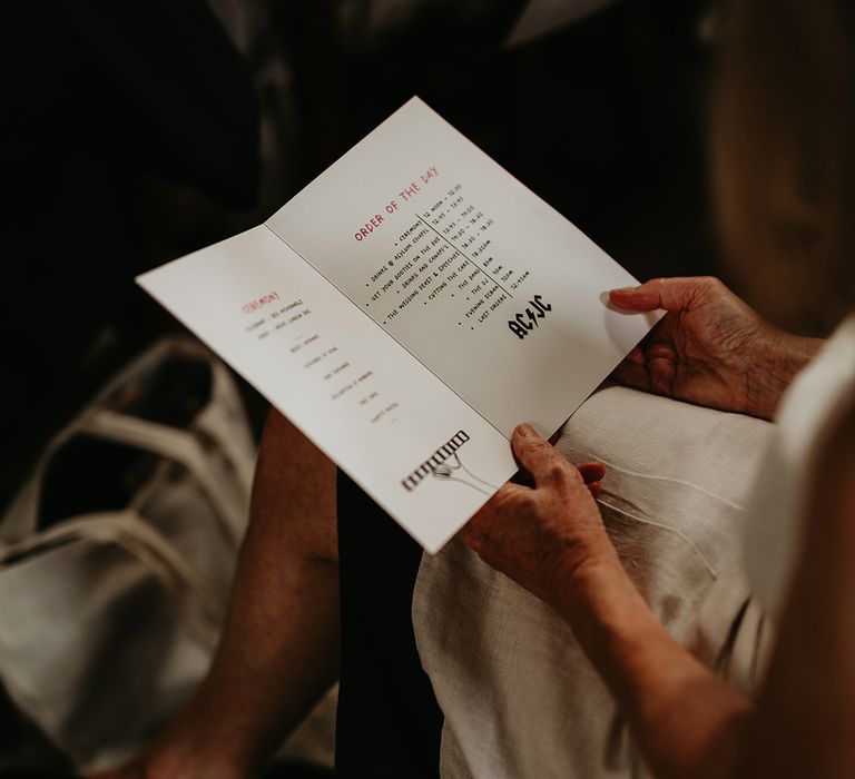 wedding-order-of-the-day-booklet