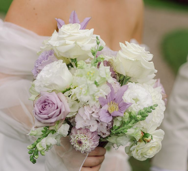 lilac-and-white-bridal-bouquet