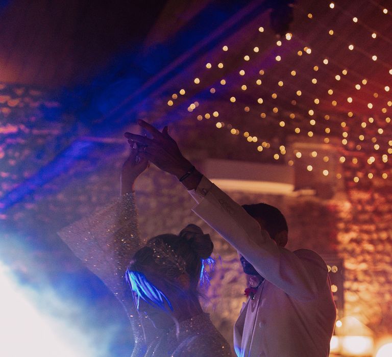 first-dance-for-bride-and-groom