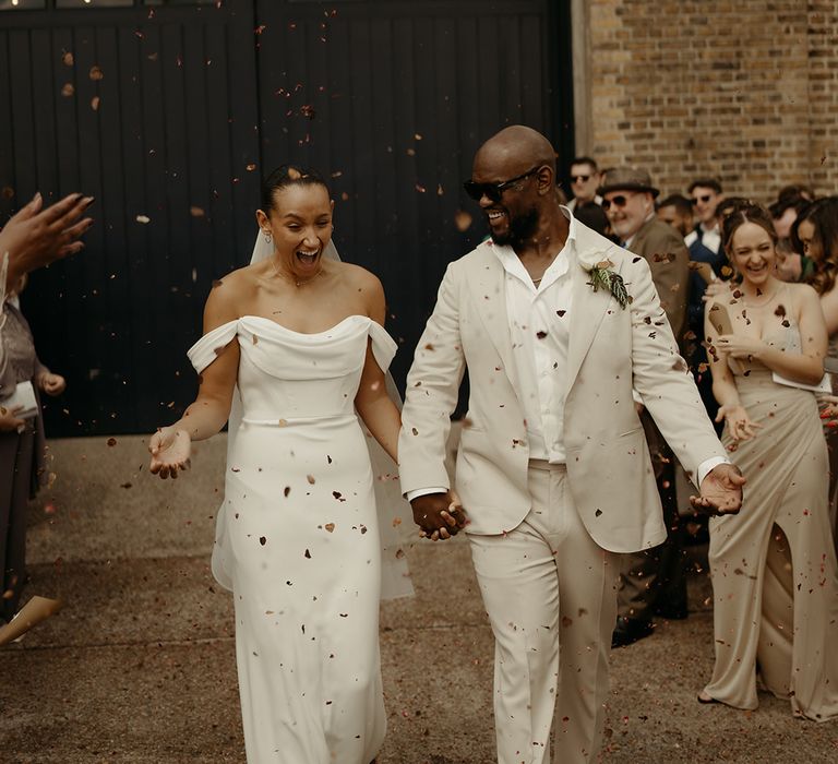 confetti-exit-for-bride-and-groom-at-city-wedding