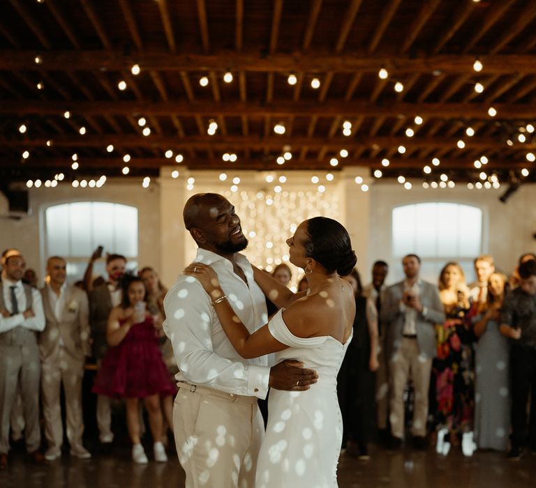 first-dance-for-bride-and-groom