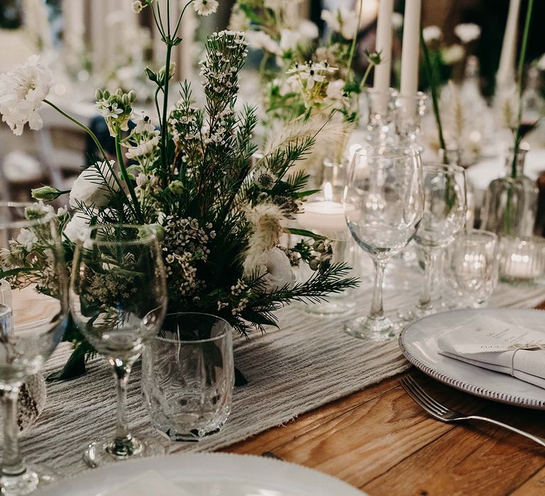 simple-wedding-table-decorations