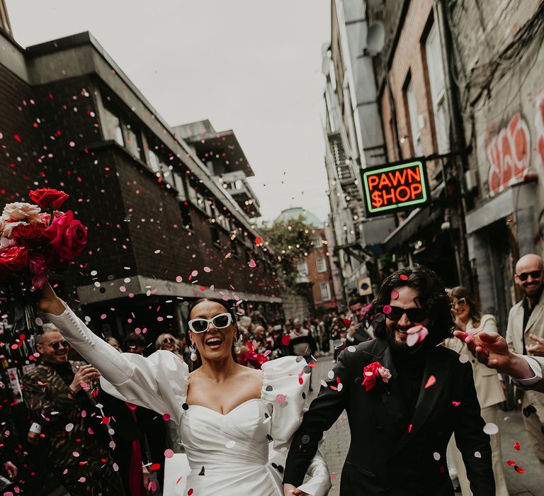 confetti-moment-on-dublin-streets