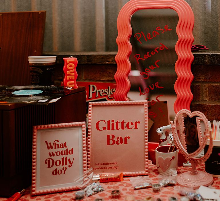 glitter-bar-station