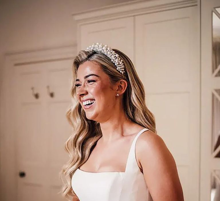 pearl-bridal-headband-Amy-Elizabeth-Photo