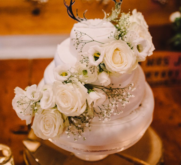 Image by <a href="https://www.modernvintageweddings.com/" target="_blank">Modern Vintage Weddings</a>