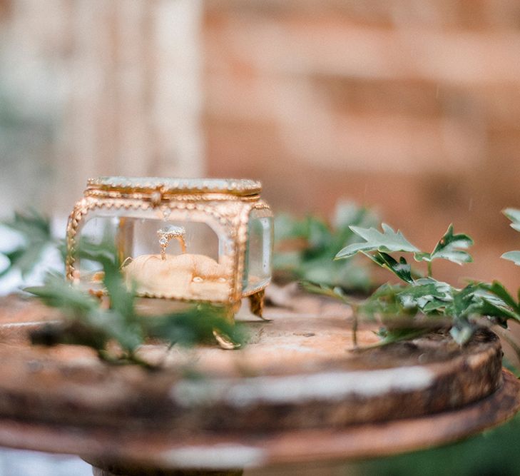 Romantic Florals by Fallen Flower Design | Dreamy Floral Fairytale Wedding Inspiration at Great Lodge in Essex | Kathryn Hopkins Fine Art Photography